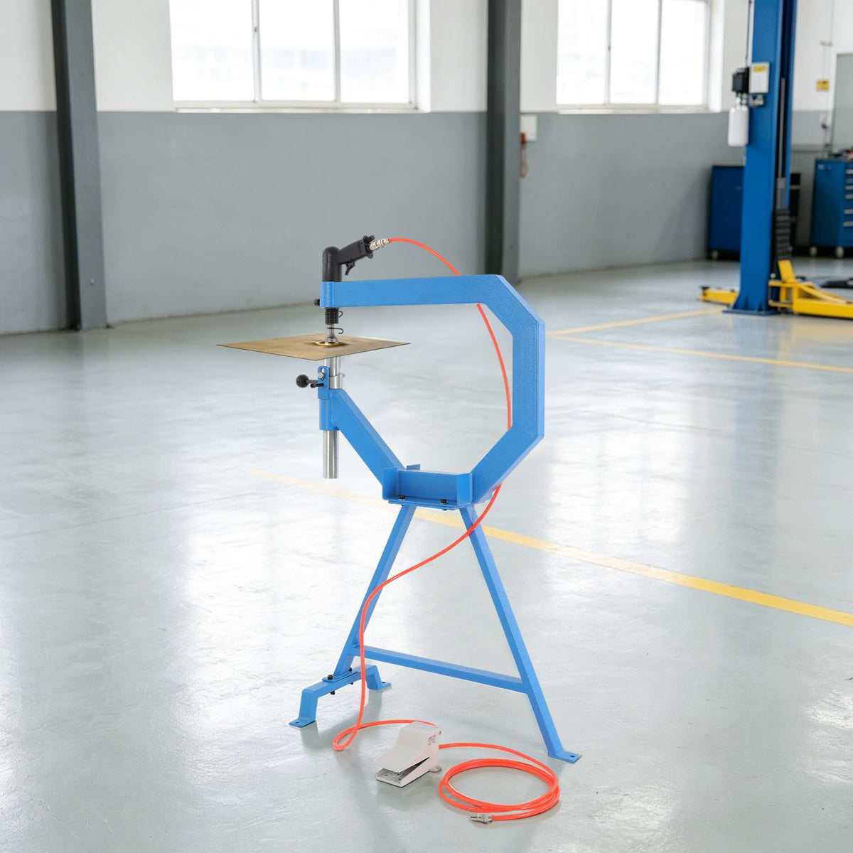 Pneumatic Planishing Hammer with Pedal & Stand E52139