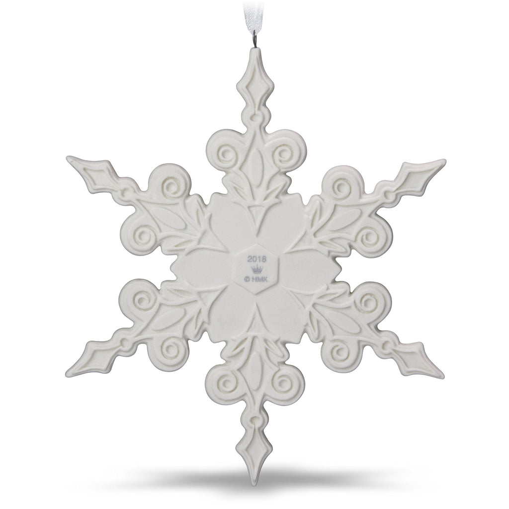 Porcelain Snowflake Christmas Ornament M307